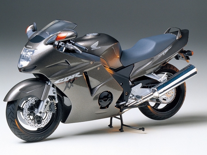 Tamiya Honda CBR 1100XX S. Blackbird ( THC 14070)
