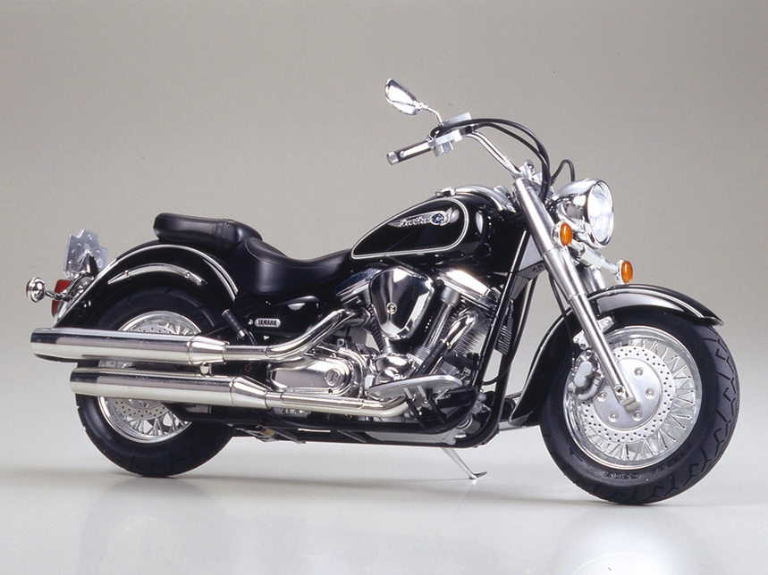 Tamiya Yamaha XV1600 Road Star ( THC 14080)