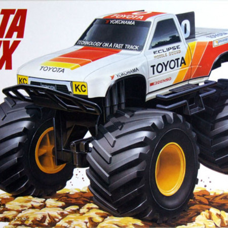 Tamiya 1:32 Mini 4WD JR Toyota Hi-Lux Monster Racer (17009)