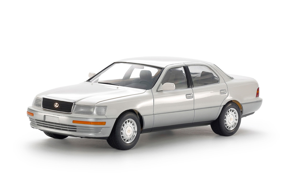 Tamiya 1:24 Lexus LS 400 (UCF11L) ( THC 24114)