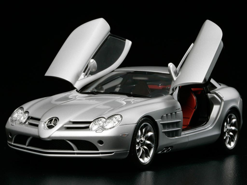 1/24 Tamiya Mercedes Benz SLR McLaren ( THC 24290)