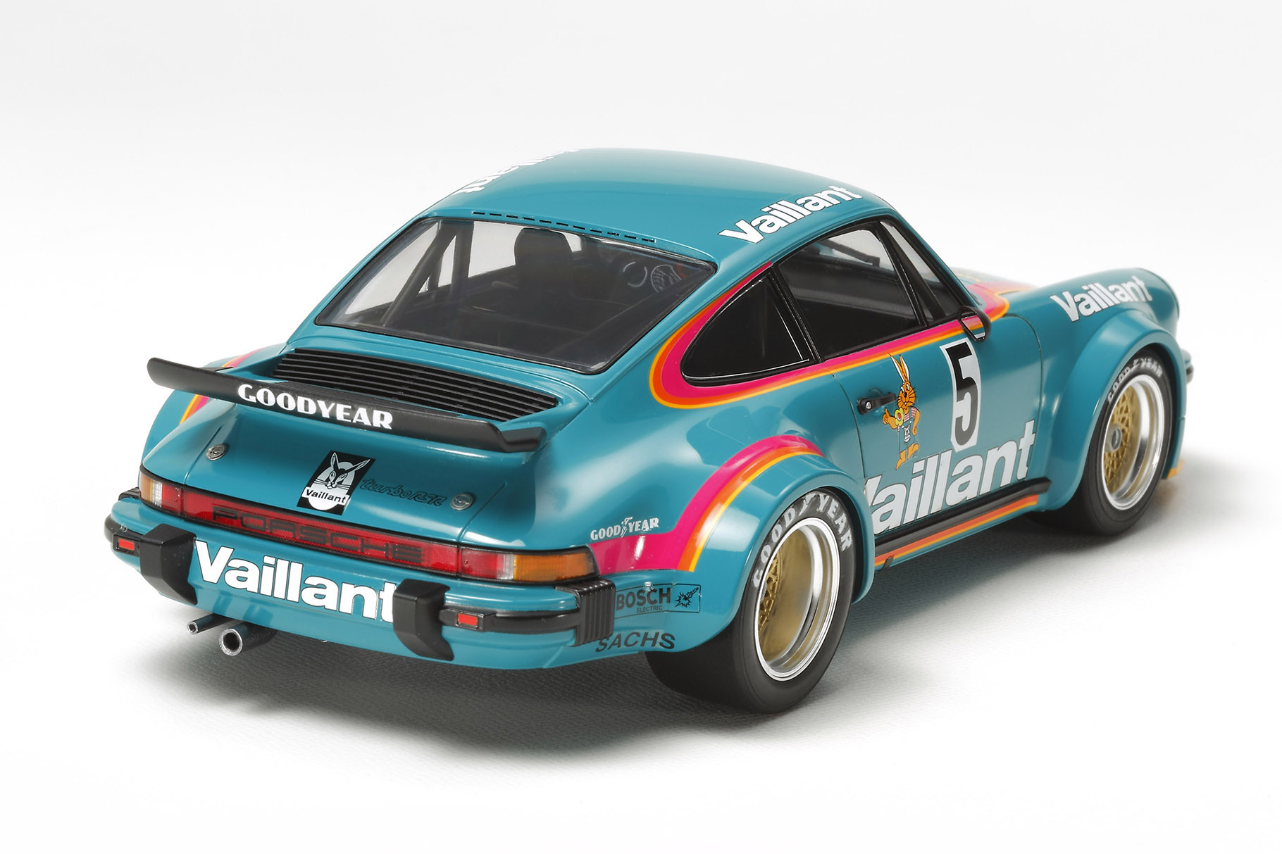 Tamiya 1/24 Porsche 934 Vaillant (THC24334)
