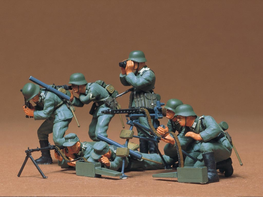 1/35 Tamiya German Machine Gun Troops ( THC 35038)