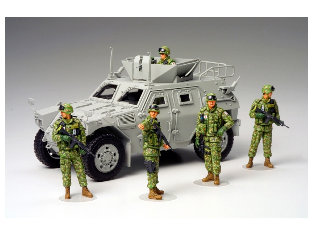 1/35 Tamiya JGSDF Iraq H. Assistance Team ( THC 35276)