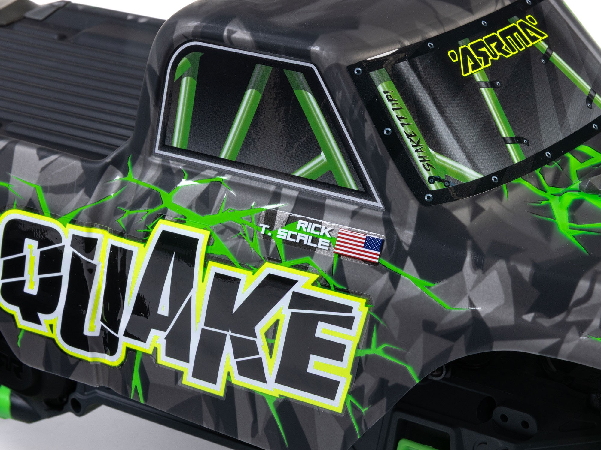 Arrma 1/10 QUAKE 223S DSC 2WD RTR Brushless Monster Truck, Green (C-ARA3537T2)