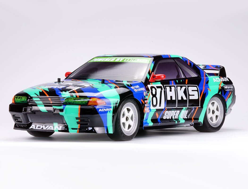 Carisma M48S HKS Skyline BNR32 GR.A 1/8 Brushless RTR (CA91368)