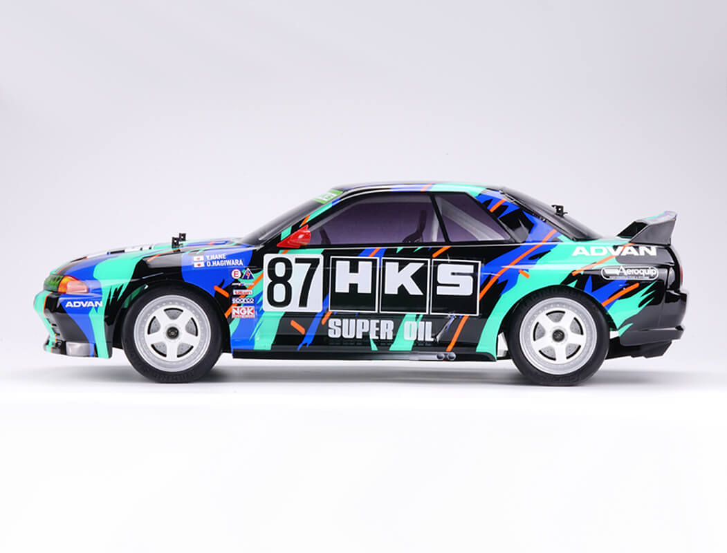 Carisma M48S HKS Skyline BNR32 GR.A 1/8 Brushless RTR (CA91368)