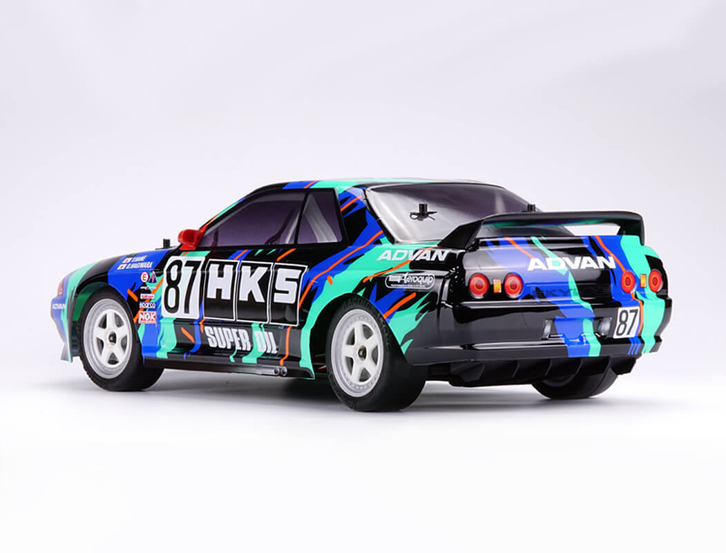 Carisma M48S HKS Skyline BNR32 GR.A 1/8 Brushless RTR (CA91368)