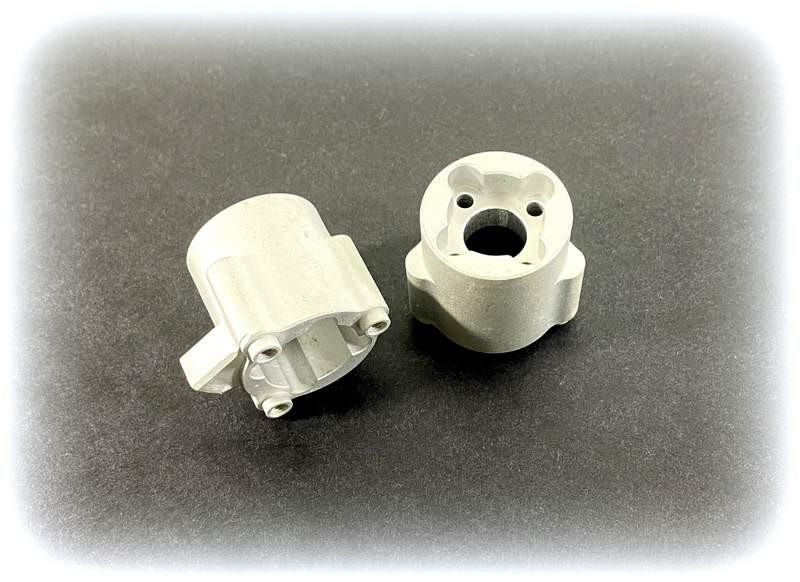 Absima CNc Aluminium Rear AXLe Adapter L/R - Yucatan ( AB 1330603)