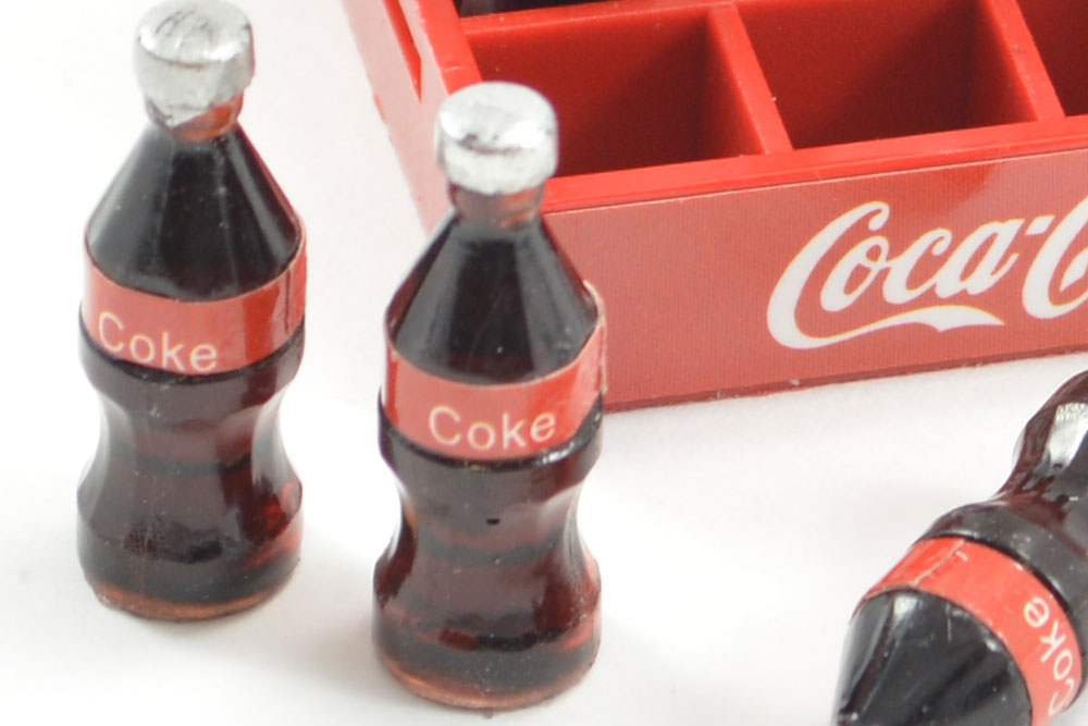 Fastrax Scale Soft Drink Crate With Cola Bottles (FAST2352)