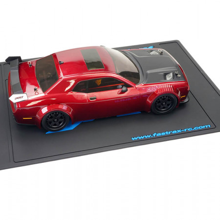 Fastrax Medium Rubber Pit Mat - Black 62 x 42cm (FAST413M-BK)