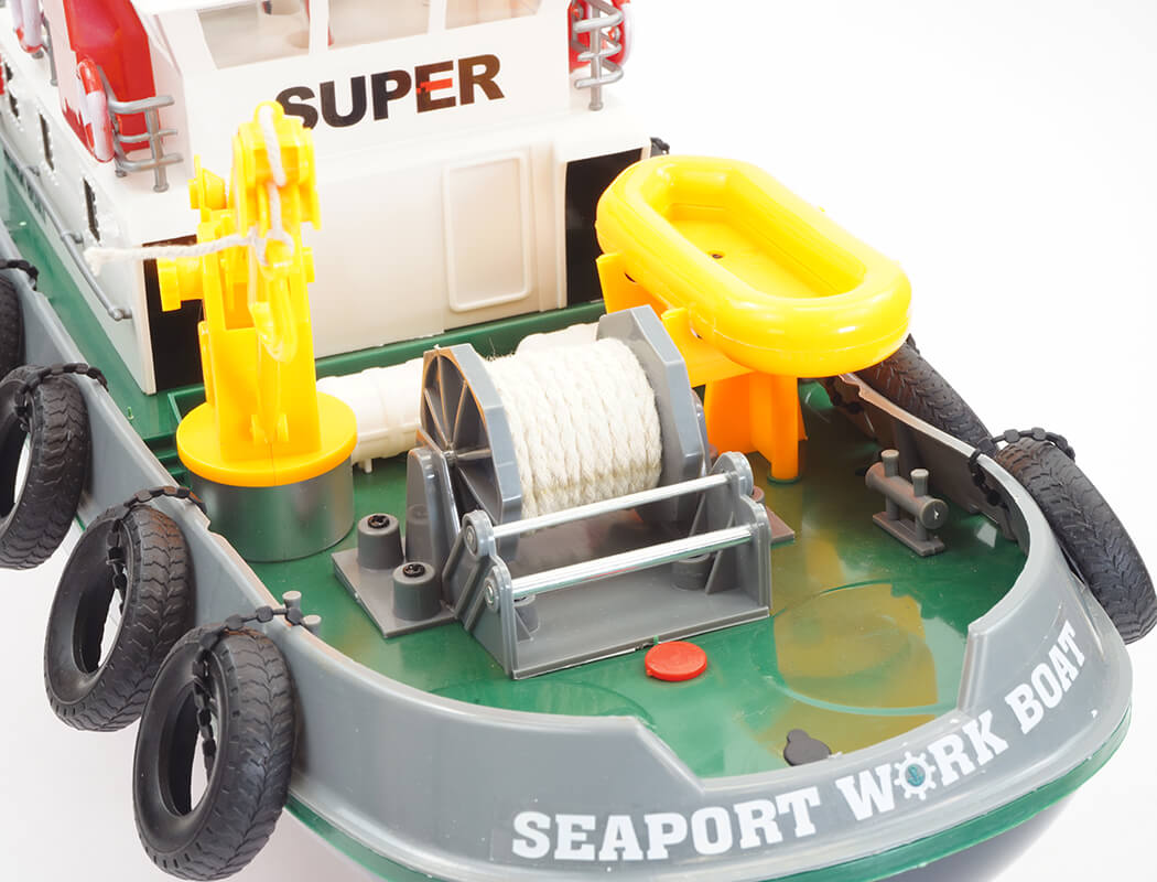 Heng Long Tug Work Boat 2.4Ghz, 600mm W/Water Hose (HL3810)