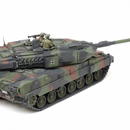 Tamiya 1/35 Leopard 2 A7V ( THC 35387)