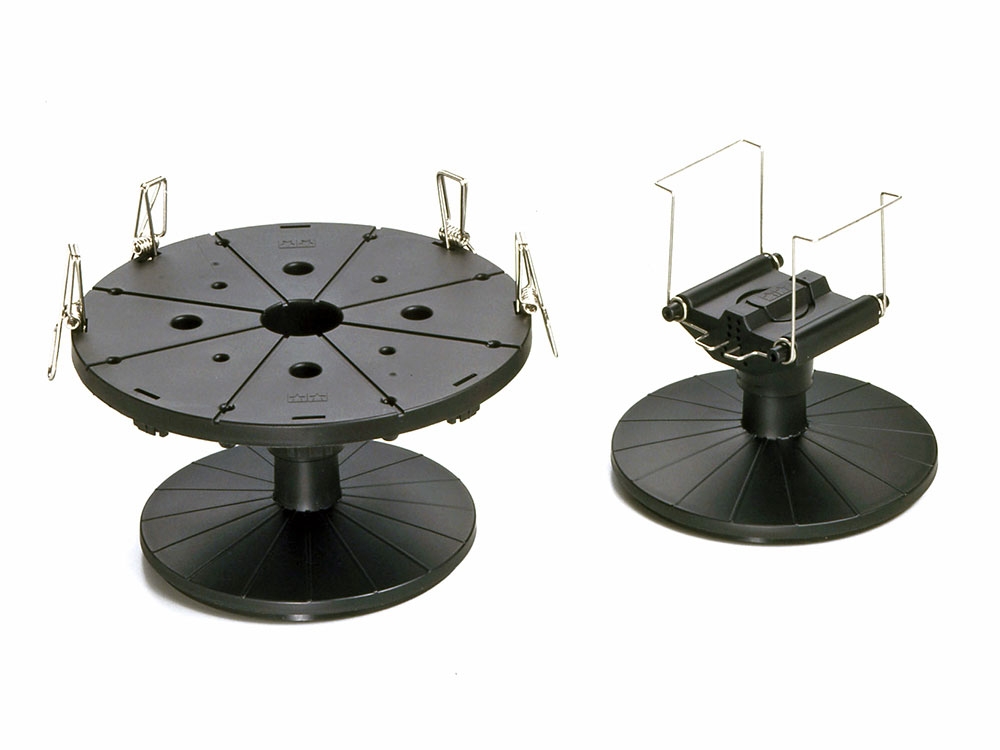 Tamiya Painting Stand Set ( THC 74522)