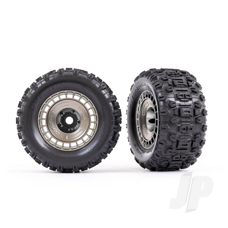 Traxxas Tyres And Wheels, Assembled, Glued (3.8In Satin Black Chrome Wheels, Satin Black Chrome Wheel Covers, Sledgehammer Tyres, Foam Inserts) (2) (TRX9572A)