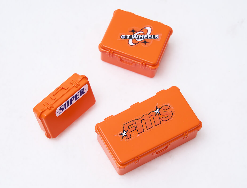 FMS 1:18 LUGGAGE BOX SET (ORANGE) (FMS-C3395).