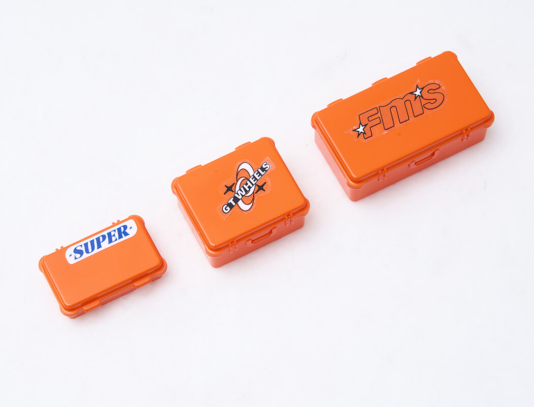 FMS 1:18 LUGGAGE BOX SET (ORANGE) (FMS-C3395).