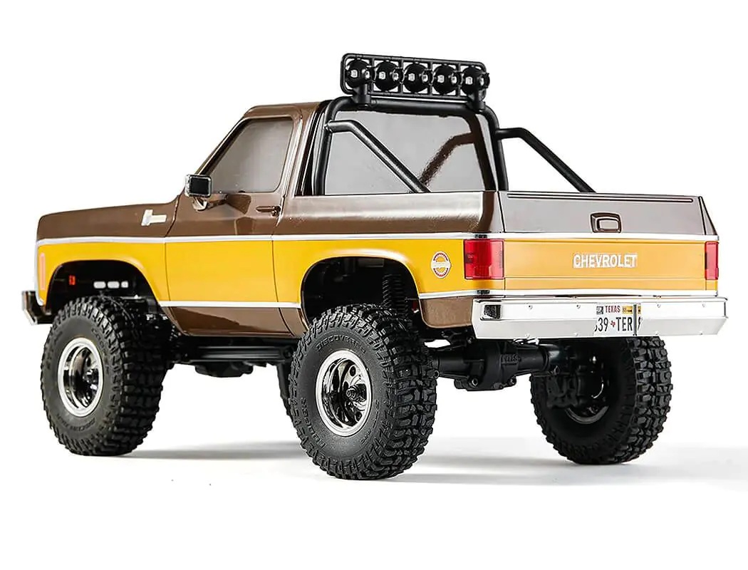 FMS 1:24 Chevrolet K5 Blazer 4WD RTR - Brown (FMS12403RTRBR) ** Offer **