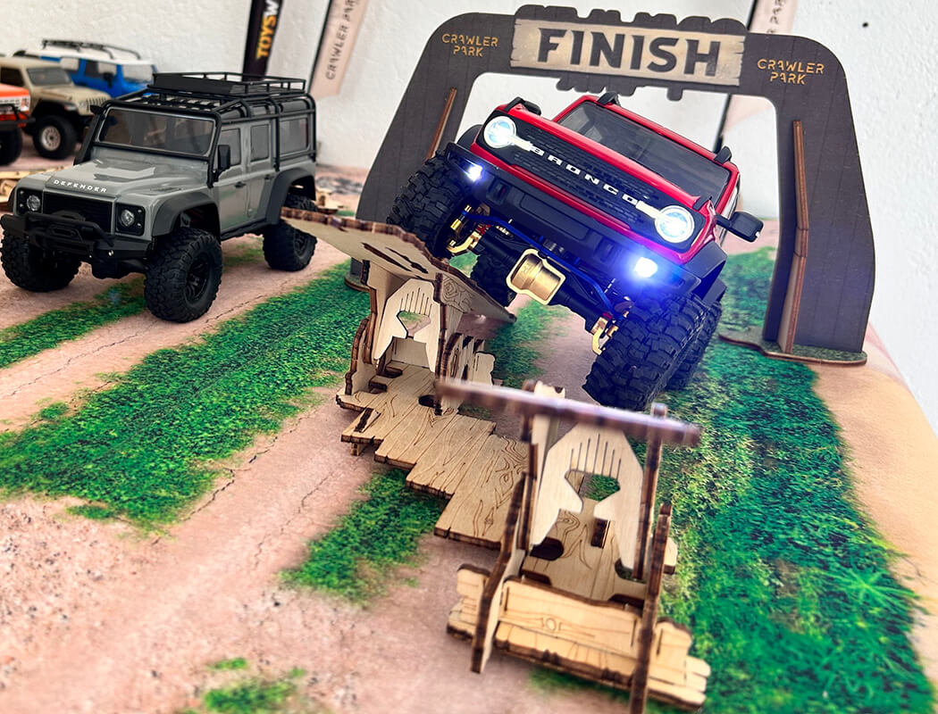 Crawler Park Basic Kit 1/18 & 1/24 - 2 Obstacles (TWDKIT0006-2) 