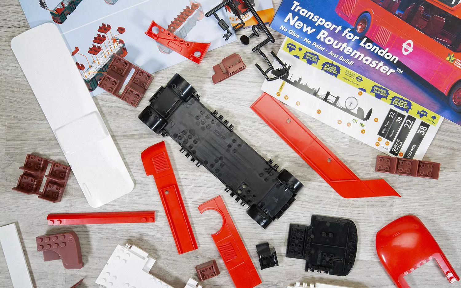 Airfix QUICKBUILD New Routemaster Bus (J6050)