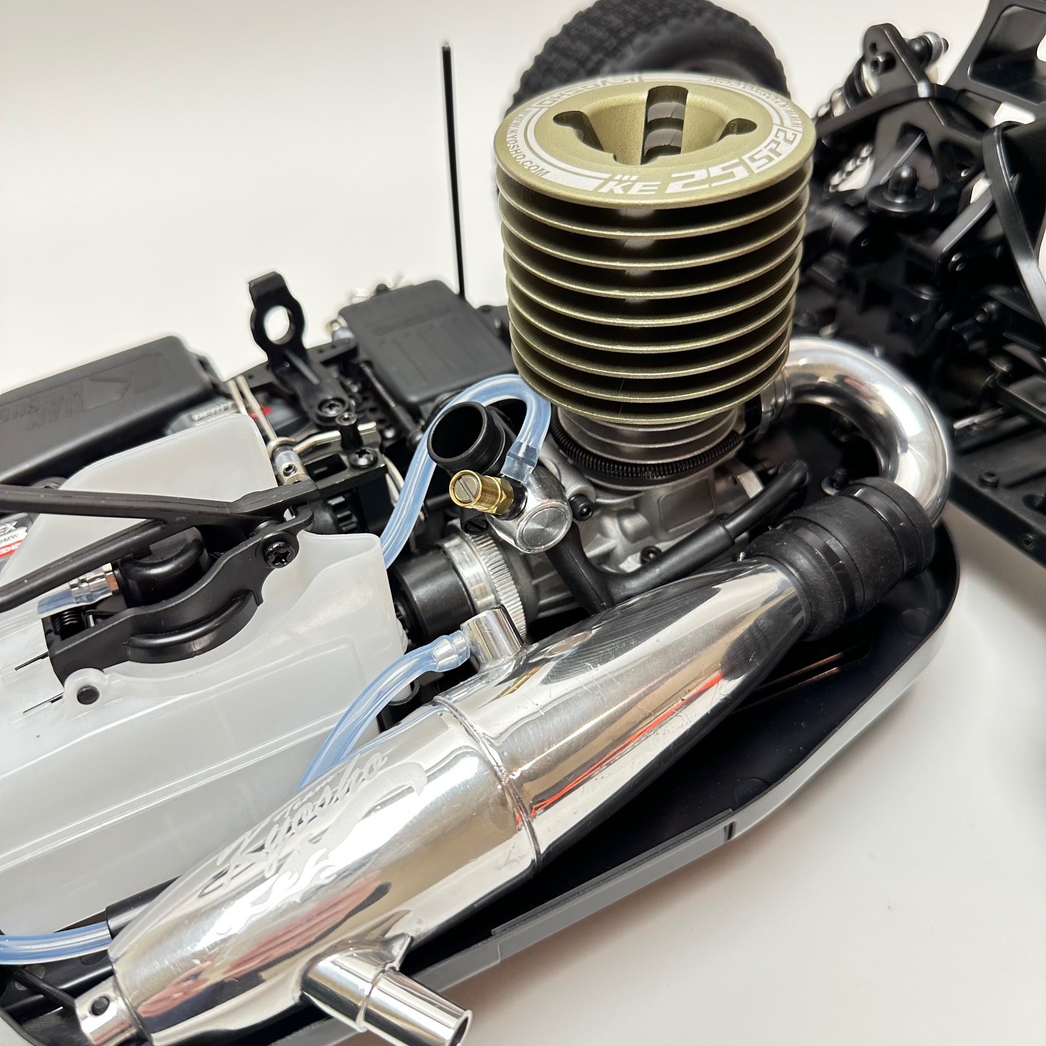 Kyosho Inferno MP10 1:8 RC Nitro Readyset T1 Red (KE25SP2 Engine) (K.33025T1-25)