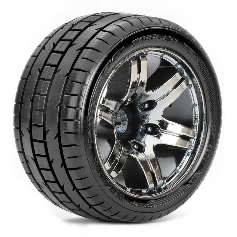 Roapex Stadium Truck 1:10 Tyre Trigger On Chrome Black Wheels 12mm (2) (R2001CB2)