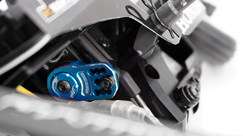 Yeah Racing Aluminium Plate Servo Saver Blue (YA-0557BU)